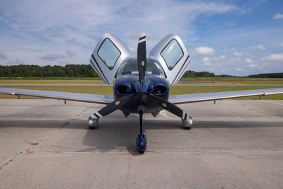 2015 Cirrus SR22 G5: 