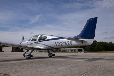 2015 Cirrus SR22 G5: 