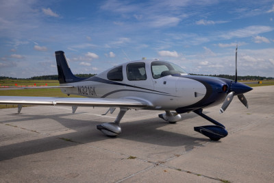 2015 Cirrus SR22 G5: 