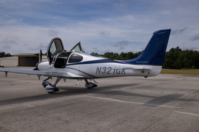 2015 Cirrus SR22 G5: 