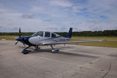 2015 Cirrus SR22 G5: 