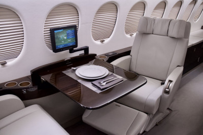 2012 Dassault Falcon 7X: Executive Seating