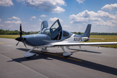 2021 Cirrus SR22 G6 GTS: 