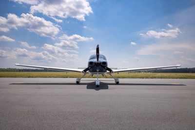 2021 Cirrus SR22 G6 GTS: 