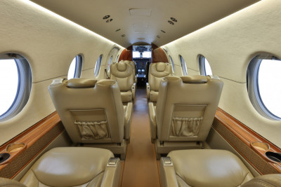 2008 Hawker 400XP: 