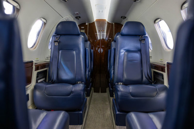 2016 Embraer Phenom 300: 