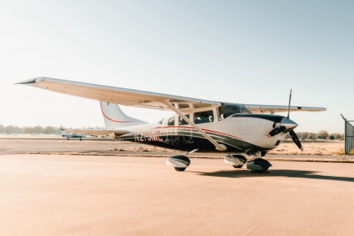 2000 Cessna Turbo 206H Stationair: 