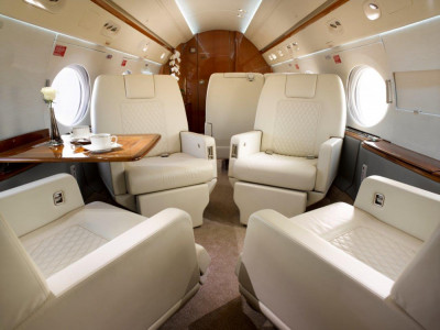 1998 Gulfstream G-V: 