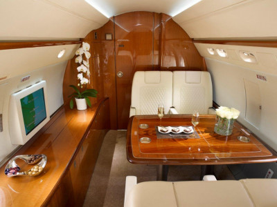 1998 Gulfstream G-V: 