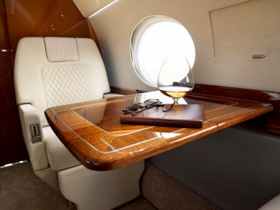 1998 Gulfstream G-V: 