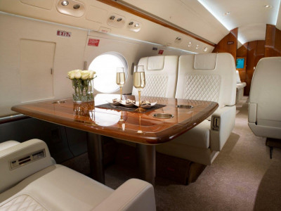 1998 Gulfstream G-V: 