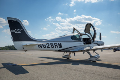 2013 Cirrus SR22 GTS: 