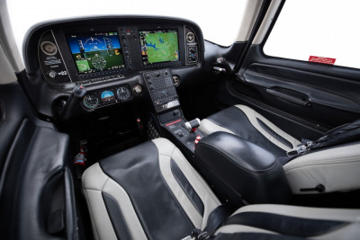 2013 Cirrus SR22 GTS: 