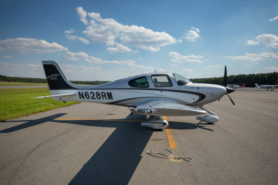 2013 Cirrus SR22 GTS: 