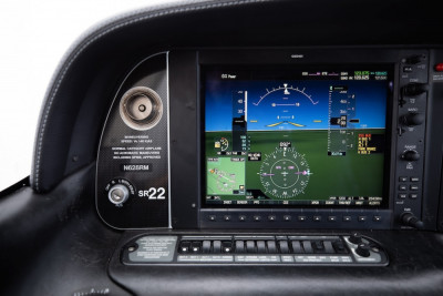 2013 Cirrus SR22 GTS: 