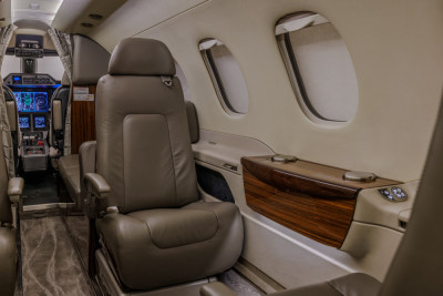 2014 Embraer Phenom 300: 