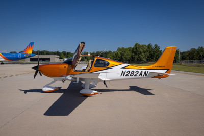 2023 Cirrus SR22 G6 GTS: 