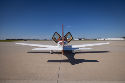 2023 Cirrus SR22 G6 GTS: 