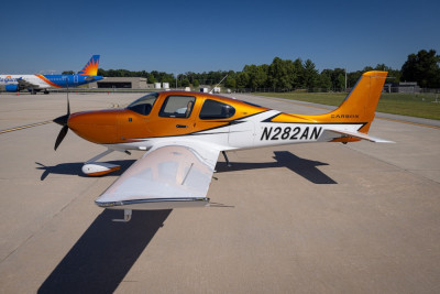 2023 Cirrus SR22 G6 GTS: 