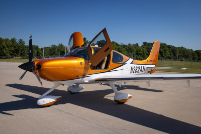 2023 Cirrus SR22 G6 GTS: 