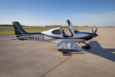 2022 Cirrus SR22T G6 GTS: 