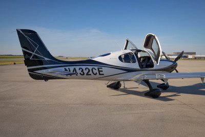 2022 Cirrus SR22T G6 GTS: 