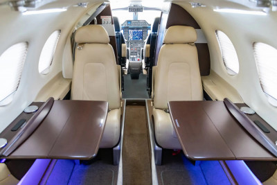 2010 Embraer Phenom 100: 