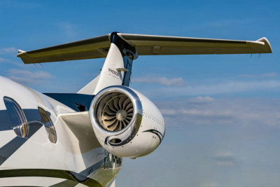 2010 Embraer Phenom 100: 