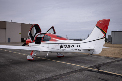 2019 Cirrus SR22T G6: 