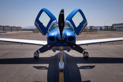 2017 Cirrus SR22T G6 GTS: 