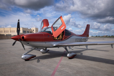 2018 Cirrus SR22T G6 GTS: 