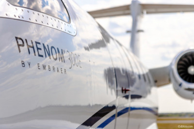 2019 Embraer Phenom 300E: 