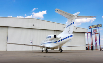 2019 Embraer Phenom 300E: 