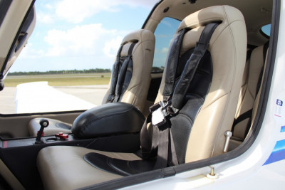 2005 Cirrus SR22 G2 GTS: 