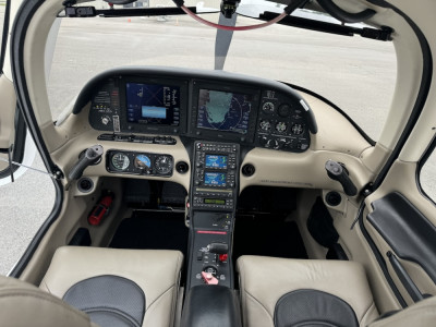 2005 Cirrus SR22 G2 GTS: 