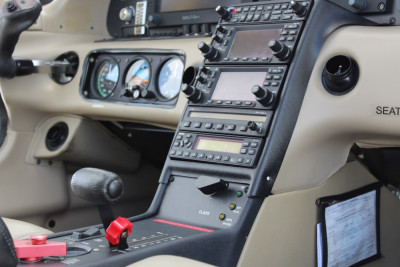 2005 Cirrus SR22 G2 GTS: 