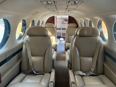 2004 Beechcraft King Air 350: 