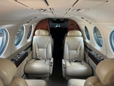 2004 Beechcraft King Air 350: 