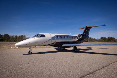 2018 Embraer Phenom 300E: 