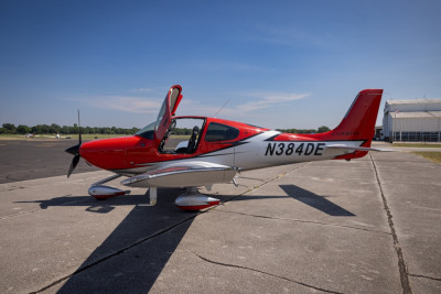 2021 Cirrus SR22 G6 GTS: 