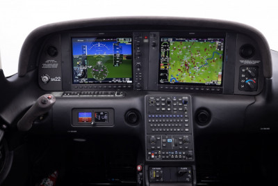 2021 Cirrus SR22 G6 GTS: 