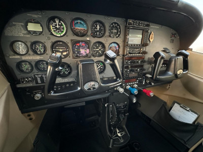 2002 Cessna 182T Skylane: 