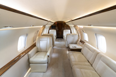 2009 Bombardier Challenger 605: 