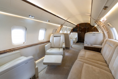 2009 Bombardier Challenger 605: 