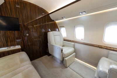 2009 Bombardier Challenger 605: 