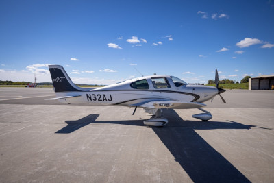 2012 Cirrus SR22 G3 GTS: 