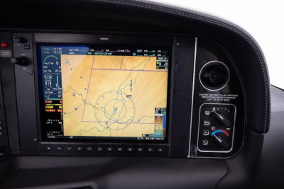 2012 Cirrus SR22 G3 GTS: 