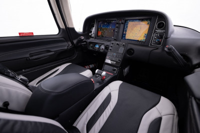 2012 Cirrus SR22 G3 GTS: 