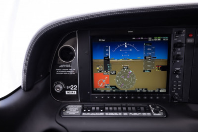 2012 Cirrus SR22 G3 GTS: 