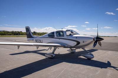 2012 Cirrus SR22 G3 GTS: 